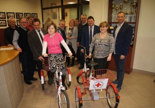 Przekazanie rowerów dla dzieci niepełnosprawnych z naszych szkół przez Śląski Oddział Okręgowy PCK